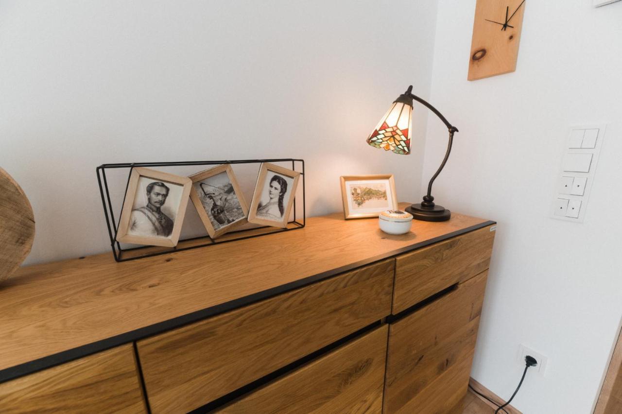 Ferienwohnung Bergsonne Mit Sonnenbalkon Und Tiefgaragen Parkplatz Bad Ischl Eksteriør billede