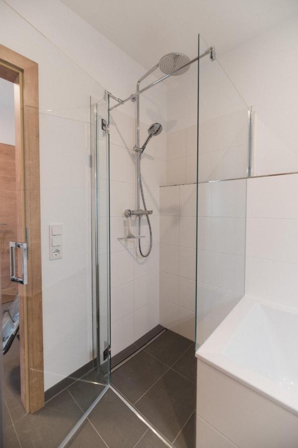 Ferienwohnung Bergsonne Mit Sonnenbalkon Und Tiefgaragen Parkplatz Bad Ischl Eksteriør billede